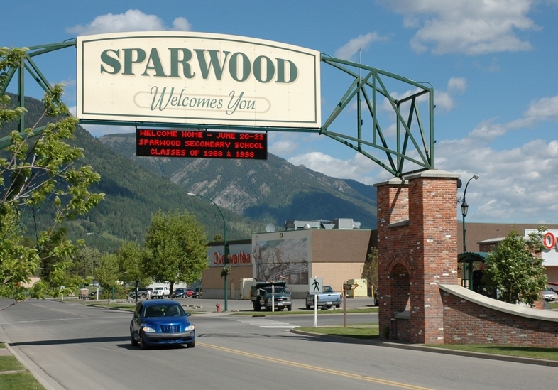 sparwood-gateway-crop-s.518aa212824.jpg